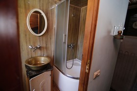 Leon Hostel