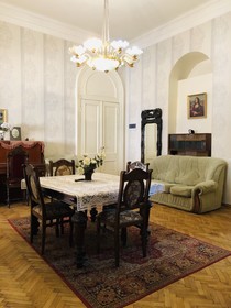 Leon Hostel