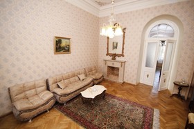 Leon Hostel