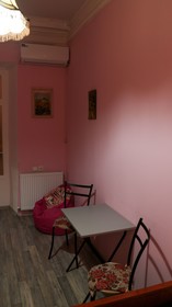 Leon Hostel