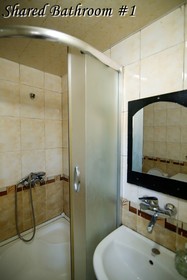 Leon Hostel