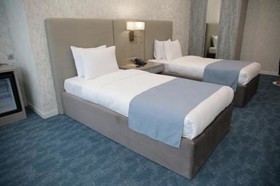 Meta Business Hotel