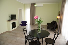 No12 Zichi Hotel
