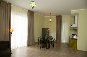 No12 Zichi Hotel