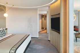 Paragraph Freedom Square, a Luxury Collection Hotel, Tbilisi