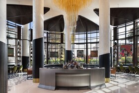 Paragraph Freedom Square, a Luxury Collection Hotel, Tbilisi