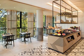 Paragraph Freedom Square, a Luxury Collection Hotel, Tbilisi