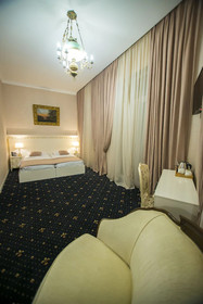 Vintage Hotel
