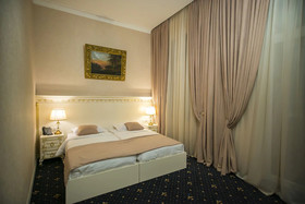 Vintage Hotel