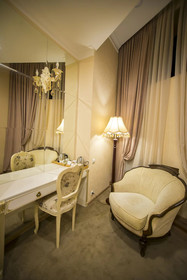 Vintage Hotel