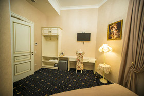 Vintage Hotel