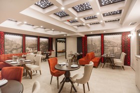 Sephia Hotel