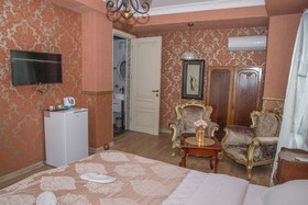 Silver 34 Boutique