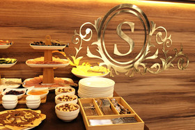 Sisno Hotel