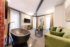 Strofi Hotel