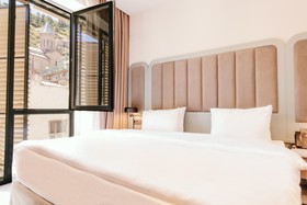 Strofi Hotel