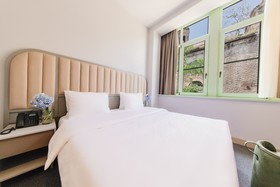 Strofi Hotel