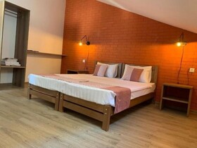 Tbil Inn Hotel