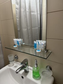 Tbil Inn Hotel