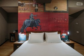 Theory Hotel