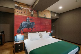 Theory Hotel