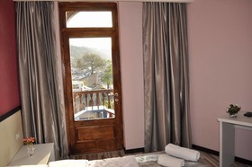 Tiflis Metekhi Hotel