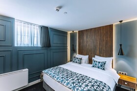 Twenties Hotel