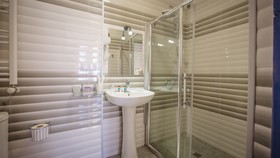 Wine Symphony Boutique Hotel