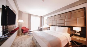 Wyndham Grand Tbilisi
