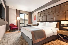 Wyndham Grand Tbilisi