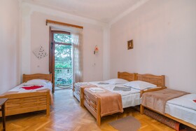 Anna's Guest House