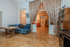 Anna's Guest House