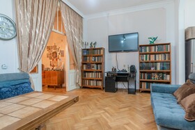 Anna's Guest House