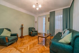 Anna's Guest House