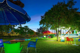 Falls Executive Guest House