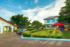 Falls Executive Guest House