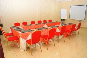 Airport West Hotel