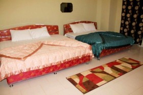 Bineys Apartment Hotel