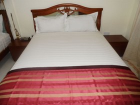 De Holiday Beach Hotel