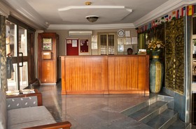Eastgate Hotel