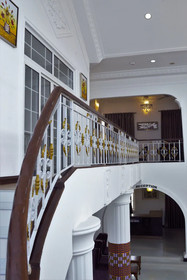 Kingsbridge Royale Hotel