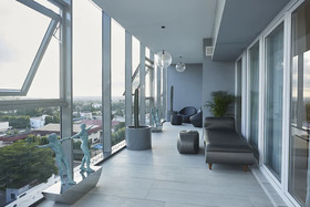 Kwarleyz Residence
