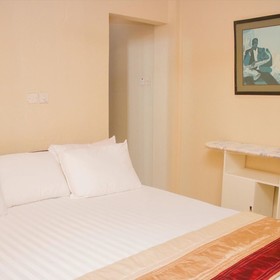 Les Suites Pres