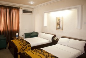 Niagara Hotel