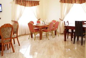 Pebble Pine Hotel