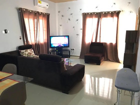 Ronna Apartments At Lakeside Estates