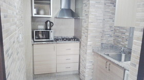 Roots Hotel & Apartment