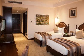 Tang Palace Hotel