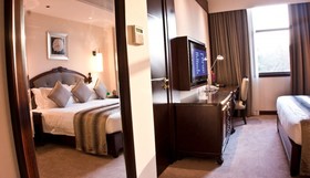 Tang Palace Hotel