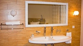 Tropical Enclave Hotel